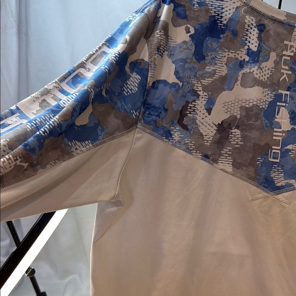 HUK Performance Fishing Blue Camo Crew Shirt, Men’s Size XXL, Preowned - Picture 9 of 14